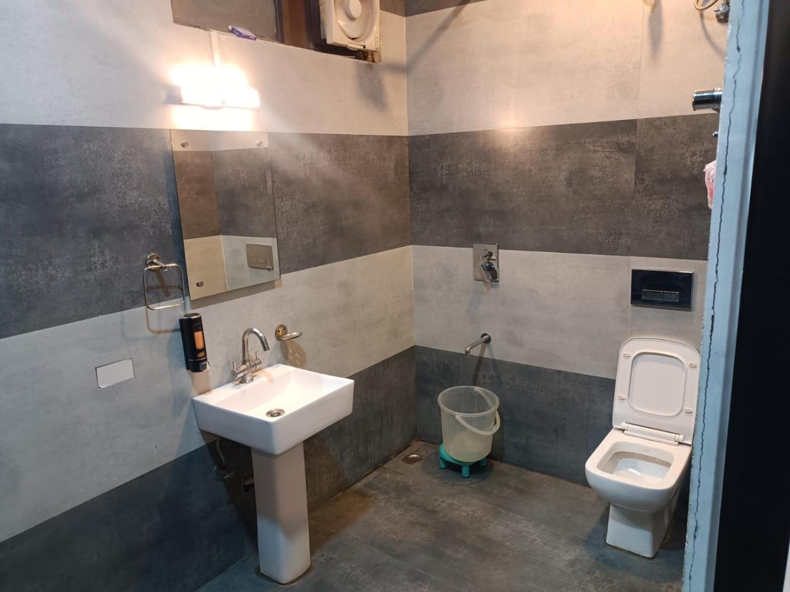 Hotel Kuber - Sonipat Murthal Rāi Dış mekan fotoğraf