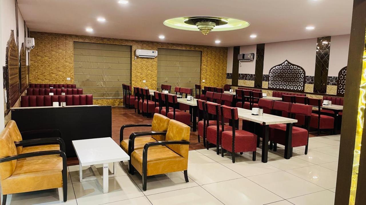 Hotel Kuber - Sonipat Murthal Rāi Dış mekan fotoğraf